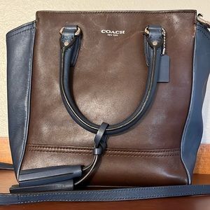 GUC authentic Coach two tone mini tanner crossbody